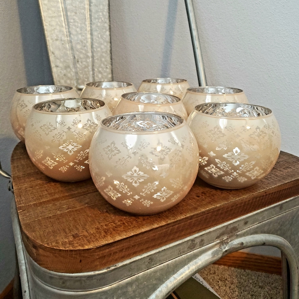 (8) Blush Globe Votives